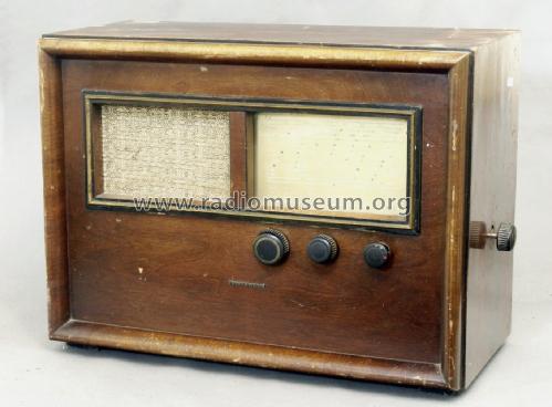 4T61B; Telefunken; Budapest (ID = 2798749) Radio