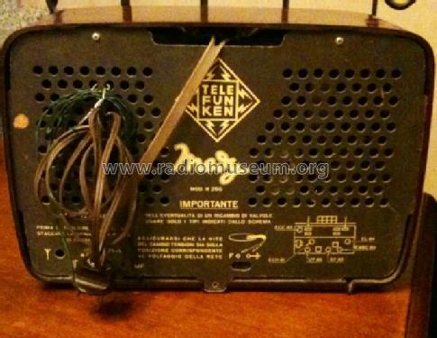 Medy R266; Telefunken Italia, (ID = 1406746) Radio