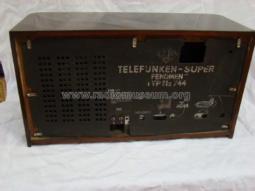 Fenomen Mz 744; Telefunken - Krajowe (ID = 2953965) Radio