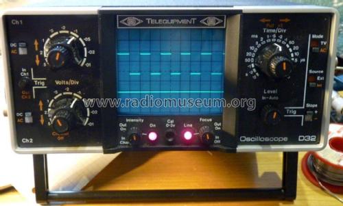 Dual Channel Oscilloscope D32; Telequipment Ltd.; (ID = 1892684) Equipment