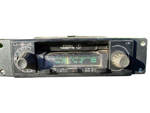 1900B; Tesla; Praha, (ID = 824099) Car Radio