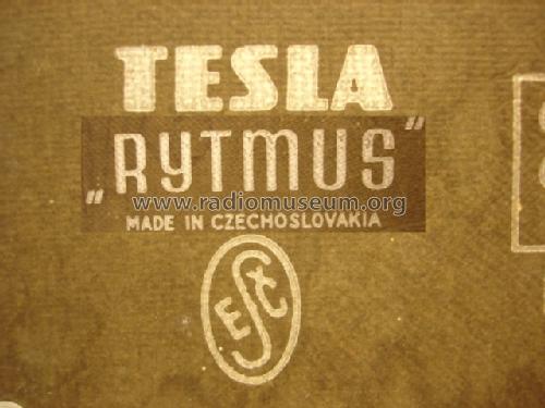 Rytmus ; Tesla; Praha, (ID = 141796) Radio