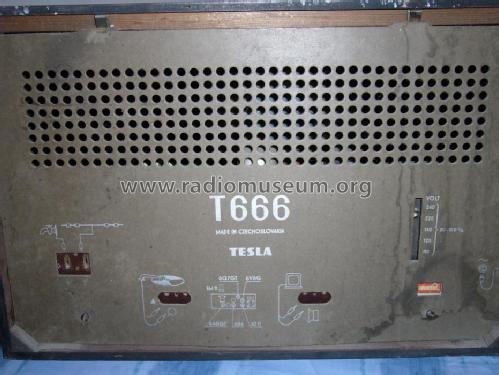 T666; Tesla; Praha, (ID = 858094) Radio