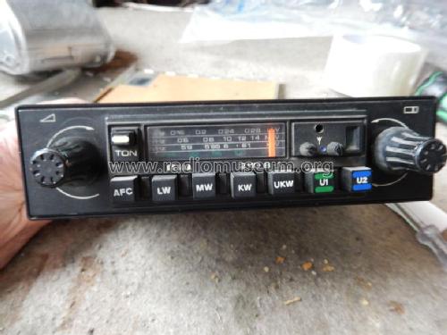 2110B-1; Tesla; Praha, (ID = 1804168) Car Radio