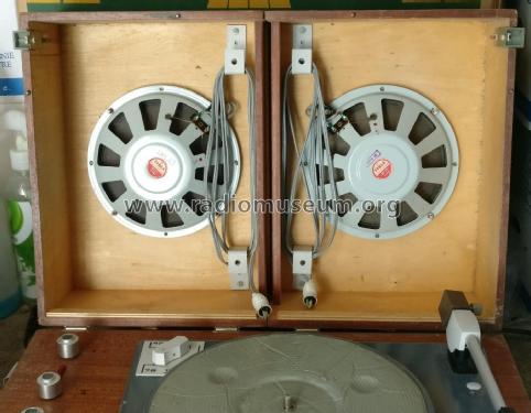 Stereo Turntable GZC110.1; Tesla; Praha, (ID = 2547264) R-Player