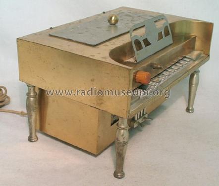 Piano FADA 207Apt; Thor Mfg.; New York (ID = 1506508) Radio