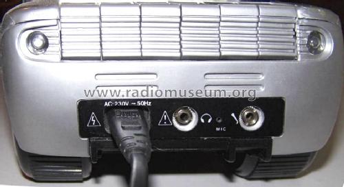 AM/FM Stereo Radio Cassette Recorder F-2000; Tianjin - unknown (ID = 1270438) Radio