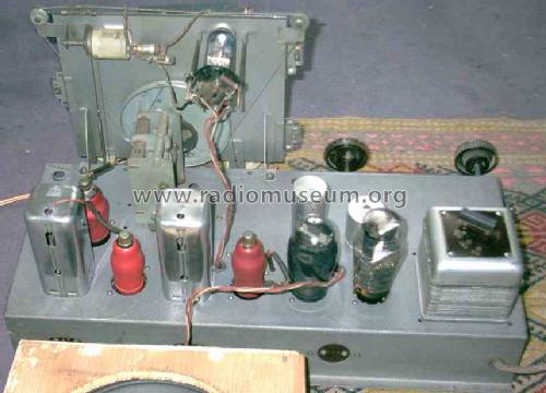 Inconnu - Unknown 1 ; Titan-Radio; Paris (ID = 204013) Radio