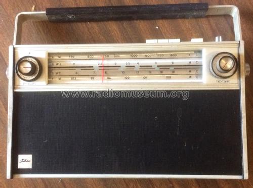 11L-769F; Toshiba Corporation; (ID = 2410942) Radio