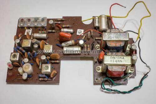 2 Band 8 Transistor 8TL-463S; Toshiba Corporation; (ID = 1956483) Radio