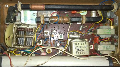 2 Band Superheterodyne 8L-450R; Toshiba Corporation; (ID = 1882297) Radio