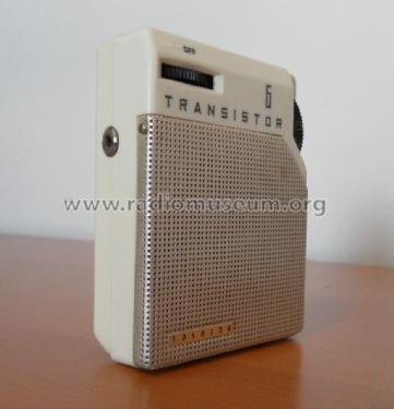 6TP-354; Toshiba Corporation; (ID = 1290377) Radio