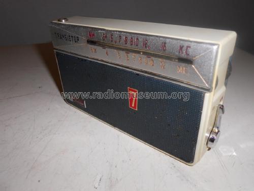 7 Transistor 2 Band Superheterodyne 7TP-440S; Toshiba Corporation; (ID = 2351949) Radio
