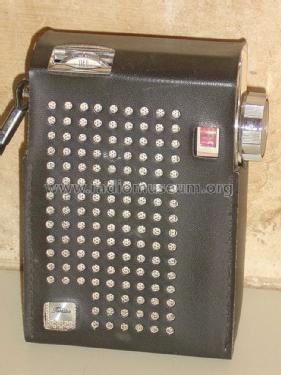 7P-45; Toshiba Corporation; (ID = 1391327) Radio