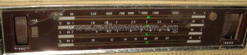 8 Transistor 8L-688R; Toshiba Corporation; (ID = 1486237) Radio