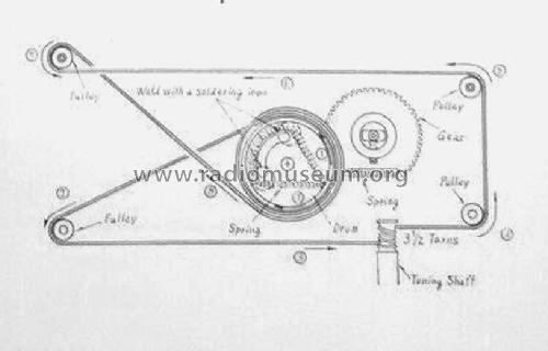 8M-390; Toshiba Corporation; (ID = 2638063) Radio