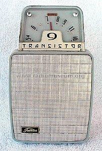 9 TM-40; Toshiba Corporation; (ID = 262920) Radio