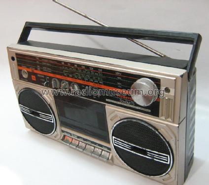 Bombeat 75 RT-75S; Toshiba Corporation; (ID = 1455960) Radio