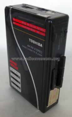 AM FM Stereo Radio Cassette Player KT-4028; Toshiba Corporation; (ID = 1454766) Radio