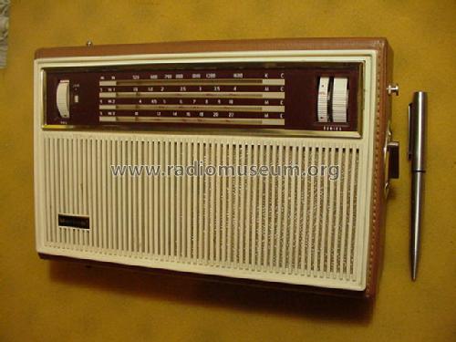 Marconi 2105; Toshiba Corporation; (ID = 579096) Radio