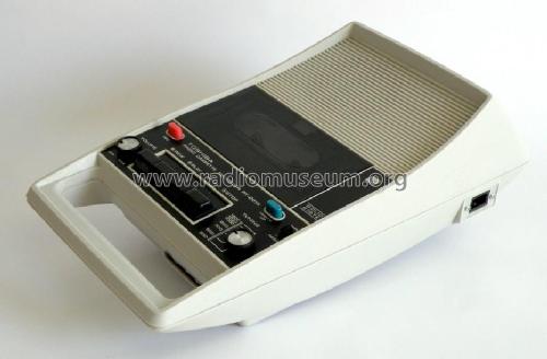 Radio Cassette Recorder RT-201A; Toshiba Corporation; (ID = 1732186) Radio