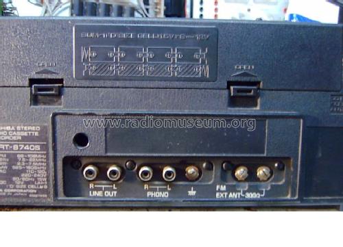 RT-8740S; Toshiba Corporation; (ID = 955617) Radio