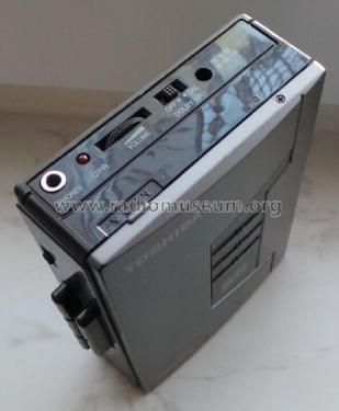 Stereo Cassette Player KT-4121; Toshiba Corporation; (ID = 2978754) R-Player