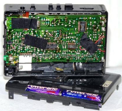 Stereo Radio Cassette Player KT-4548; Toshiba Corporation; (ID = 666338) Radio