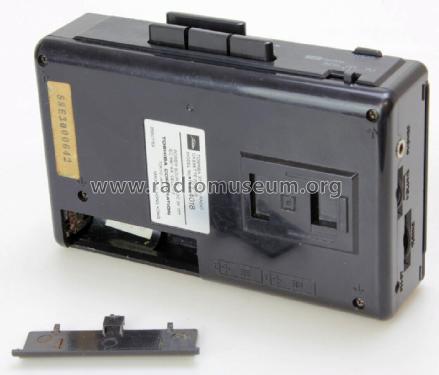 Stereo Radio Cassette Player KT-4018; Toshiba Corporation; (ID = 2978294) Radio