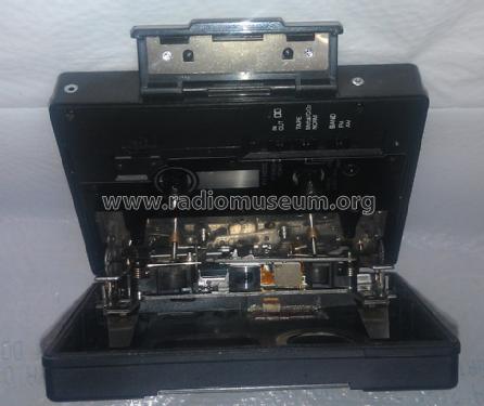 Stereo Radio Cassette Player RT-KS1; Toshiba Corporation; (ID = 1467348) Radio
