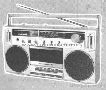Stereo Radio Cassette Recorder RT-130S; Toshiba Corporation; (ID = 1770467) Radio