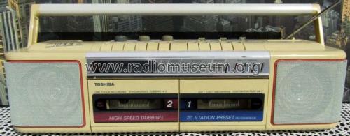 Stereo Radio Cassette Recorder RT-8057; Toshiba Corporation; (ID = 2110174) Radio