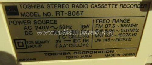 Stereo Radio Cassette Recorder RT-8057; Toshiba Corporation; (ID = 2110177) Radio