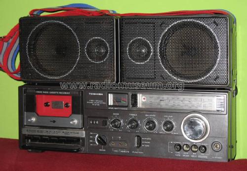 Stereo Radio Cassette Recorder RT-8710S; Toshiba Corporation; (ID = 833523) Radio