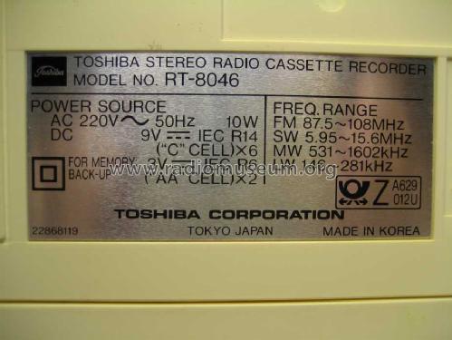 Stereo Radio Cassette Recorder RT-8046; Toshiba Corporation; (ID = 938960) Radio