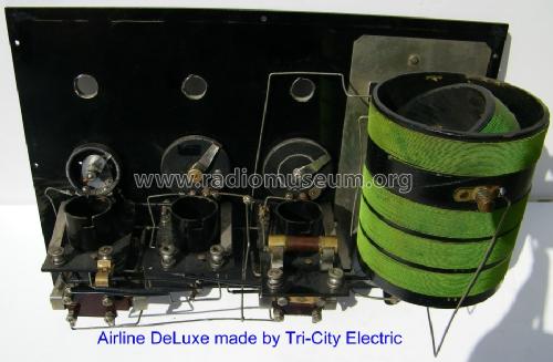 Wards Airline Deluxe ; Tri-City Radio (ID = 824710) Radio