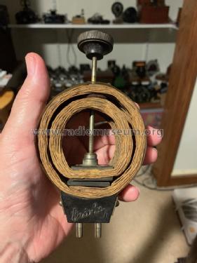 Self Variable à Broches - Variable Plug-in Coil No. 3; Triola; Paris (ID = 3021630) Radio part