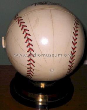 Official League Ball Baseball Radio ; Trophy trademark (ID = 182470) Radio