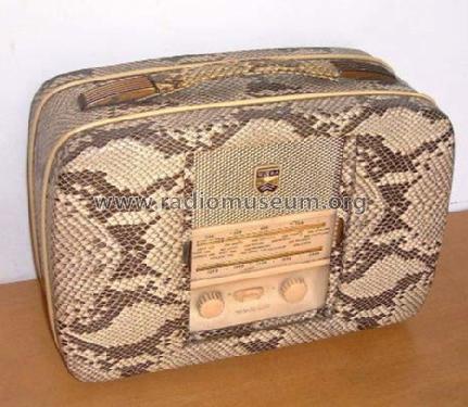 Coronation Twin Deluxe R906; Ultra Electric Ltd.; (ID = 354458) Radio