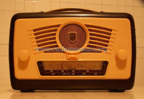 Coronation Twin R786; Ultra Electric Ltd.; (ID = 694849) Radio