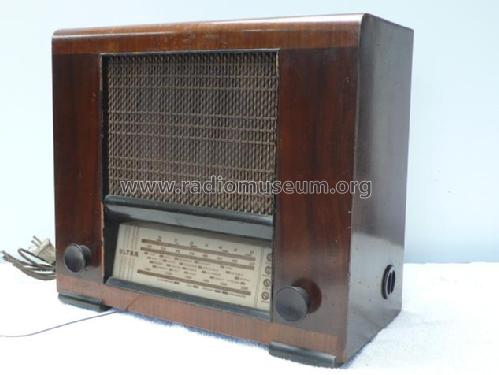 T671; Ultra Electric Ltd.; (ID = 1661585) Radio