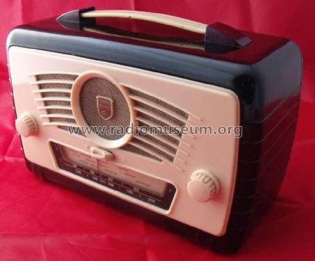 Ultra Twin R766; Ultra Electric Ltd.; (ID = 1463973) Radio