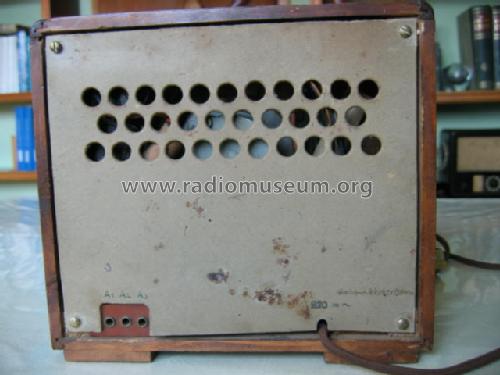 Notradio Nachkrieg ; UNBEKANNTE FIRMA D / (ID = 981376) Radio