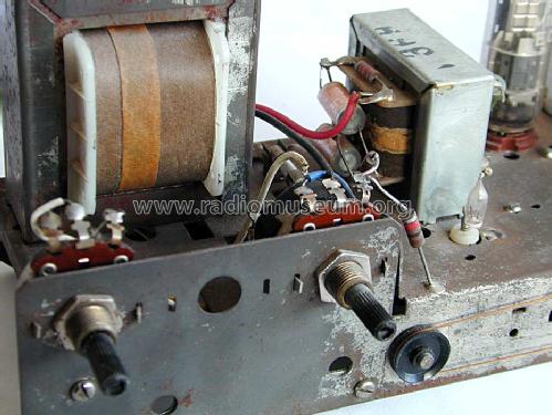 Radioschrank Mivar; UNBEKANNTE FIRMA D / (ID = 1531321) Radio