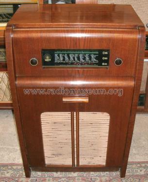 Weltfunk Musiktruhe ; UNBEKANNTE FIRMA D / (ID = 1837341) Radio