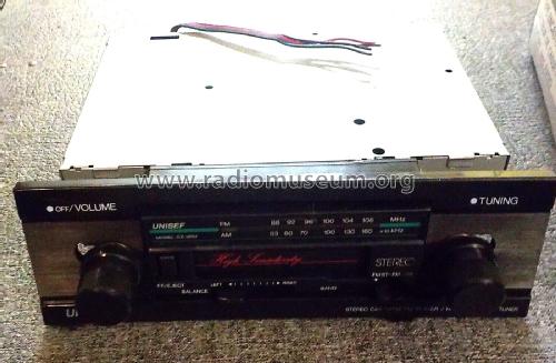 Stereo Car Cassette Player / High Sensitivity Tuner CZ-100V; Unisef; Tokyo (ID = 2849551) Autoradio