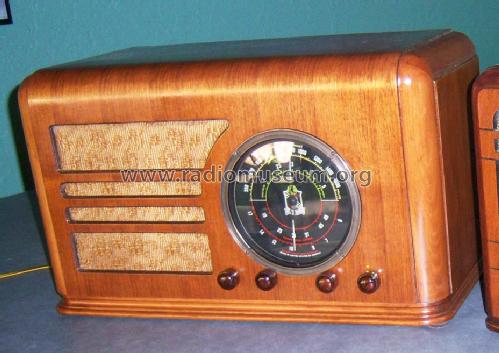 Delco R1116; United Motors (ID = 1011294) Radio