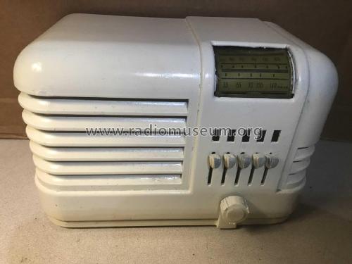 Delco R-1135; United Motors (ID = 2834424) Radio