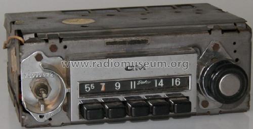 GM-7309087-2; United Motors (ID = 1013728) Car Radio