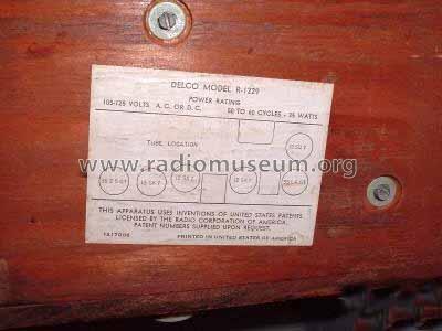 R-1229 ; United Motors (ID = 152518) Radio
